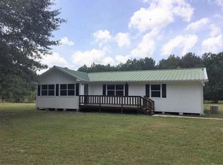 387 Courtney Ln, Diboll, TX 75941