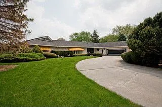1S721 Meadow Ln photo 1