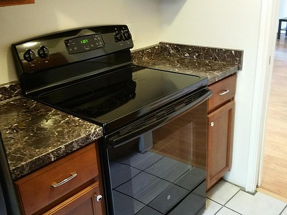 4th image of 4022 N Parkway Ave