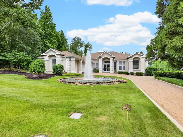 5 Country Squire Ct, Greenville, SC 29615