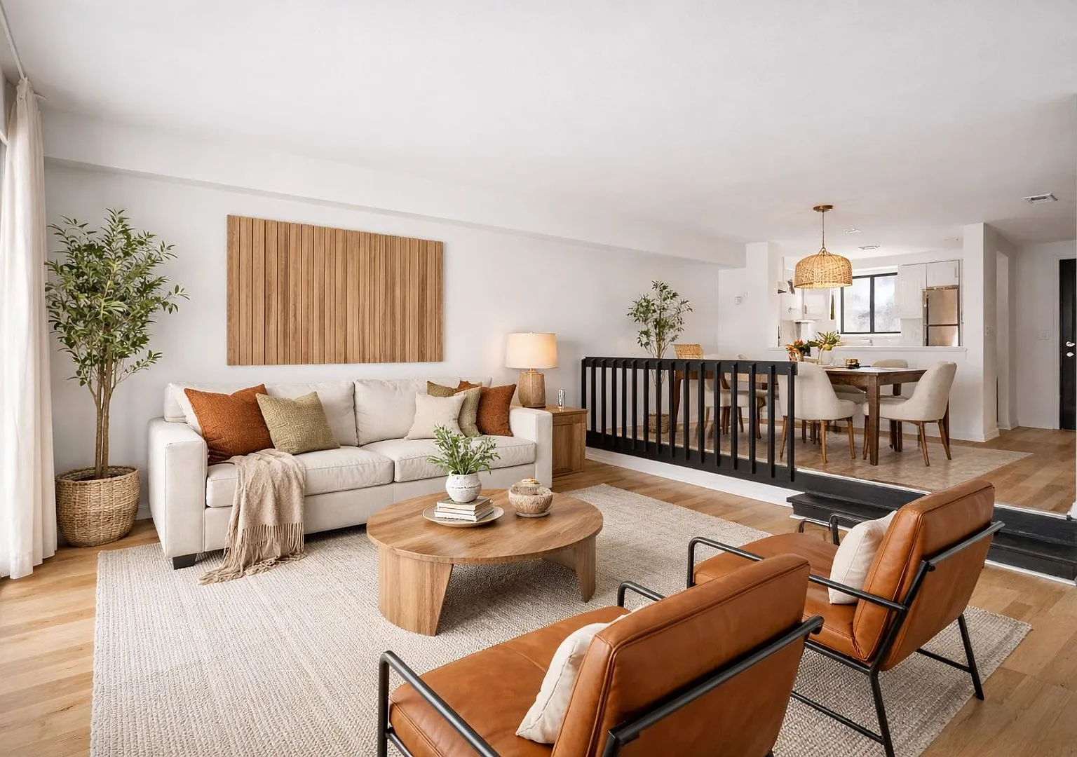 Village in the Park Apartments — Photo 2