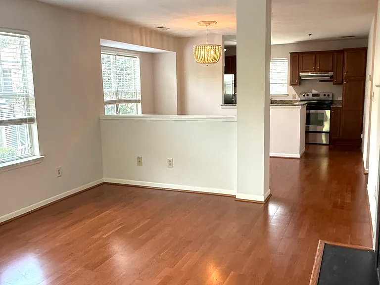 2209 Sumner Green Ave #B — Photo 2