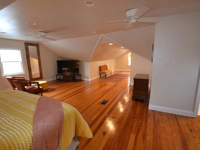 5525 Tompkins Ave — Photo 20