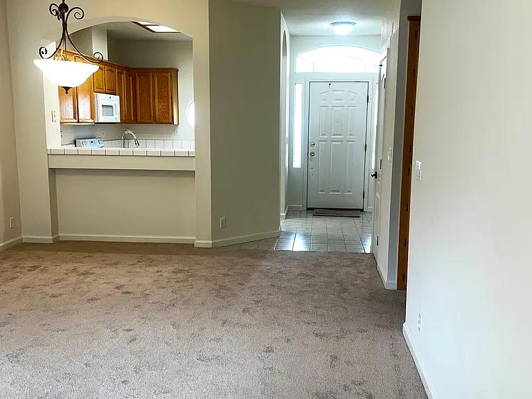751 Silchester Ct — Photo 14
