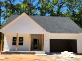 171 Wildwood Rd, Colonial Beach, VA 22443