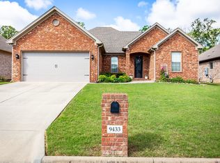 9433 Meadow Gardens Cir, Sherwood, AR 72120