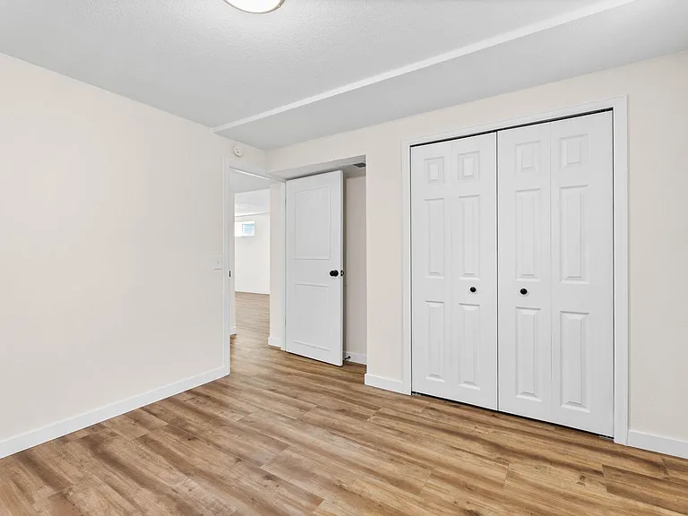 9237 W Maryland Pl — Photo 18