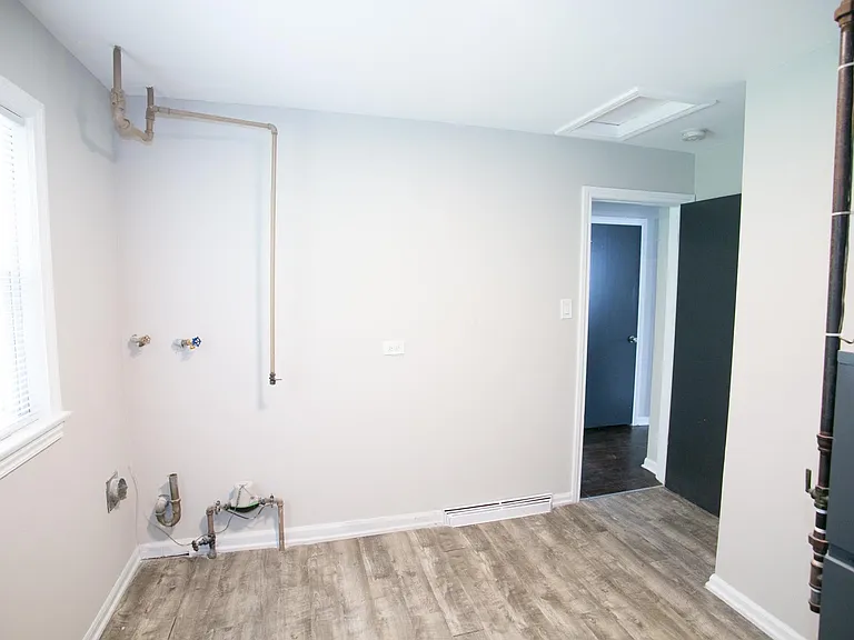 8837 S Talman Ave — Photo 14