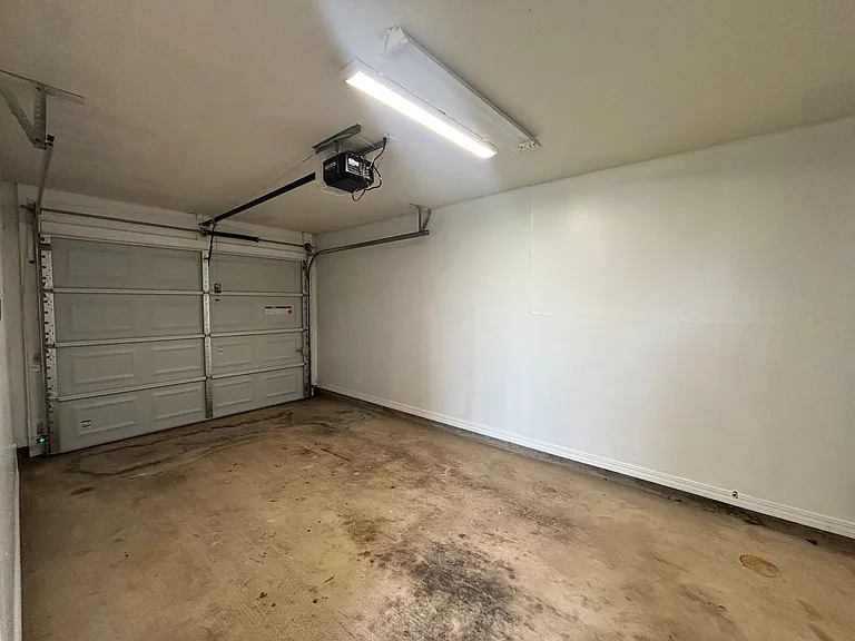 12 Meadow Creek Dr — Photo 11
