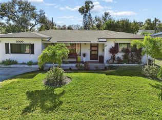 2000 Serpentine Cir S, Saint Petersburg, FL 33712