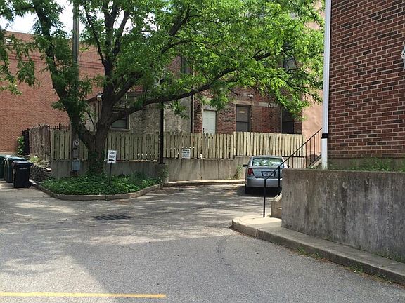 4th image of 432 Hopkins St APT 2