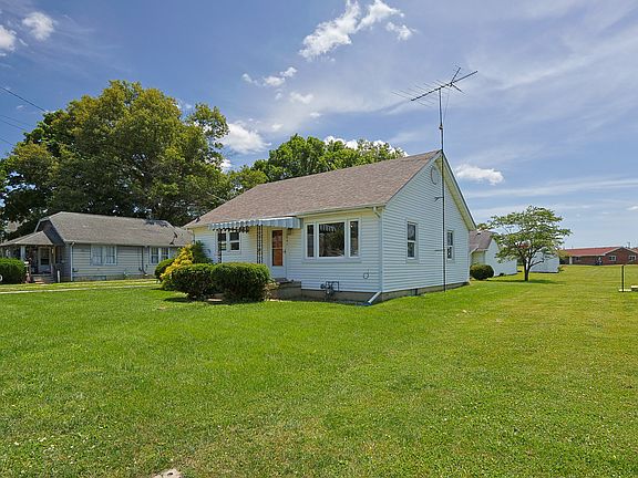 2nd image of 2341 Indiana Ave