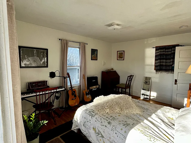 54 Hayward St #B — Photo 9
