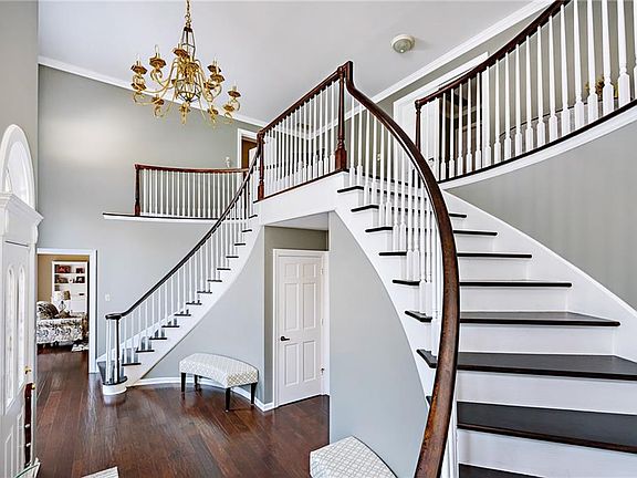 4th image of 4995 Woodrose Ln