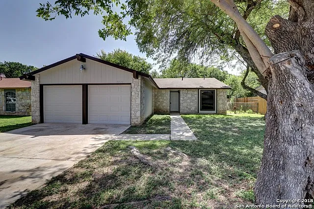 7731 Pipers Hl — Photo 5