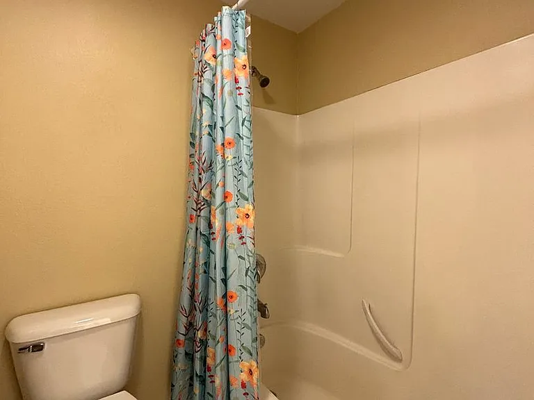 835 Forestglen Dr #6H — Photo 21