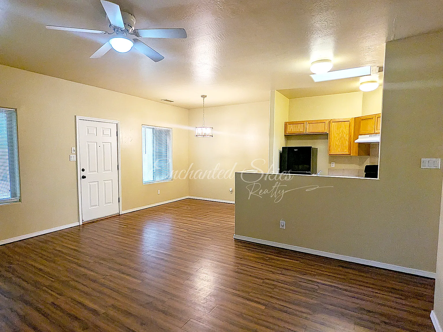 3051 Southern Blvd SE — Photo 4