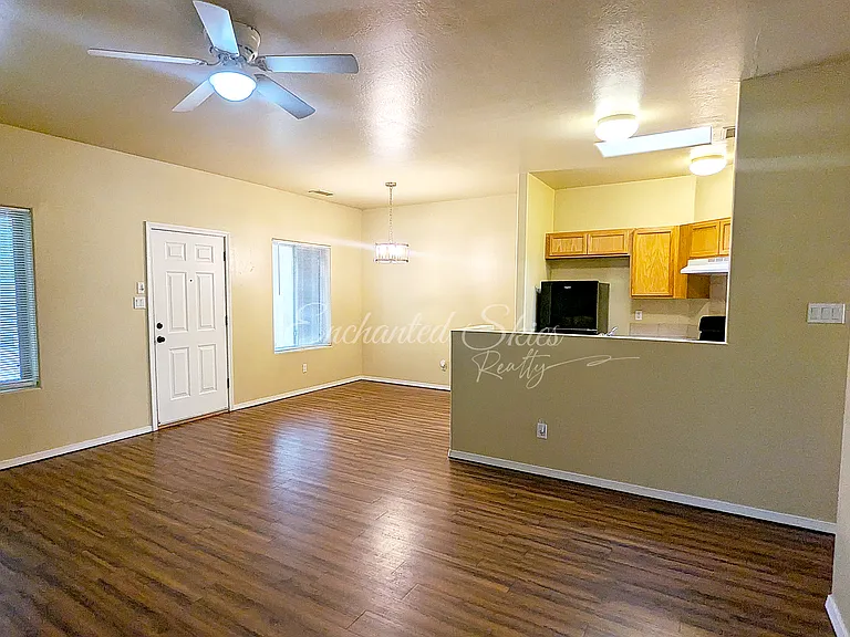 3051 Southern Blvd SE #B — Photo 4