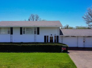 166 E Rochester Rd, Ottumwa, IA 52501