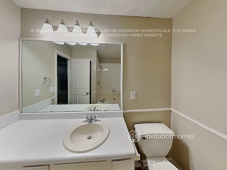 1285 Norwalk Trce — Photo 10