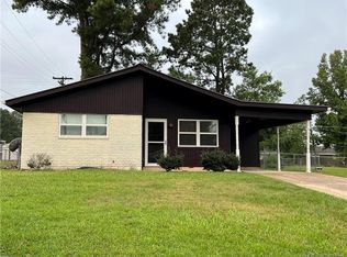603 Magnolia St, New Llano, LA 71461