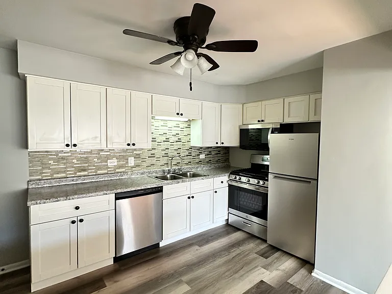 4401 Prescott Ave #2C — Photo 1
