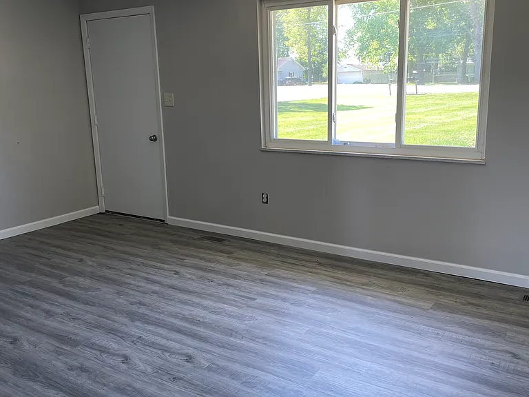 2435 W State Route 571 #B — Photo 6