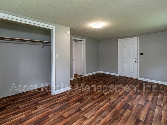 3rd image of 2608 Piedmont St