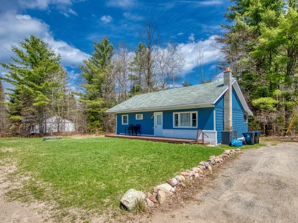 42 Church St, Lake Placid, NY 12946
