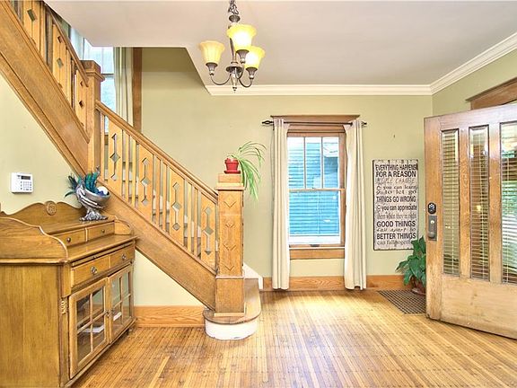 5th image of 3051 N Washington Blvd