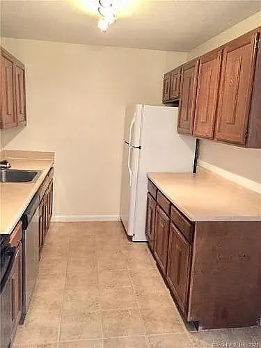 140 Kane St #B1 — Photo 11