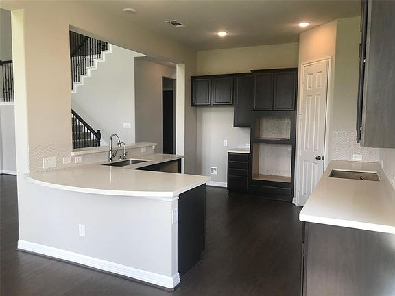 5th image of 12026 Ballshire Pines Dr