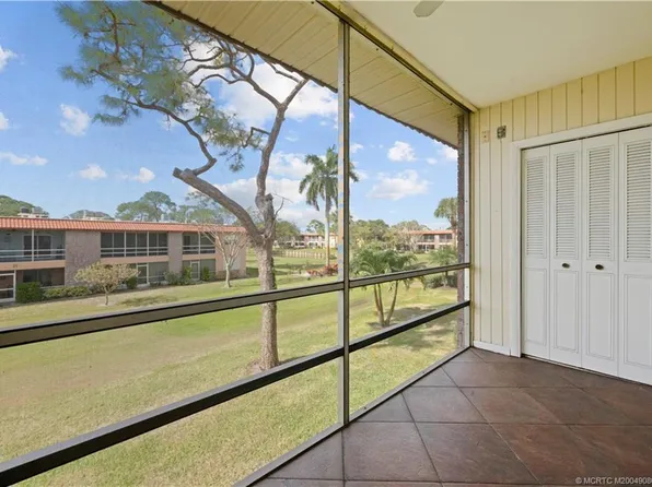 1961 SW Palm City Rd APT F, Stuart, FL 34994