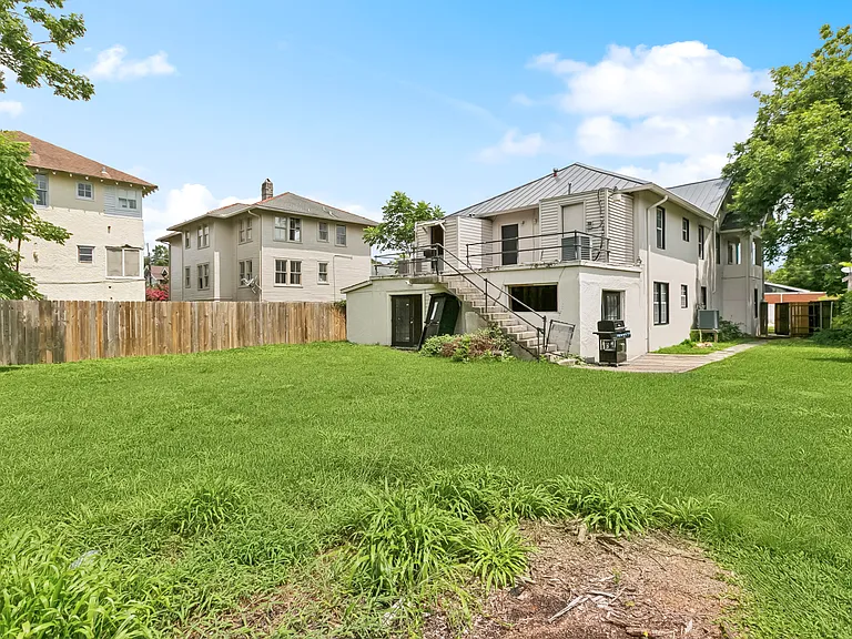 5124 Willow St — Photo 10