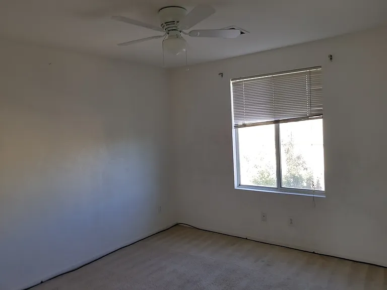 5063 El Castano Ave — Photo 14