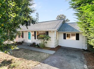 551 Grandey Way NE, Renton, WA 98056