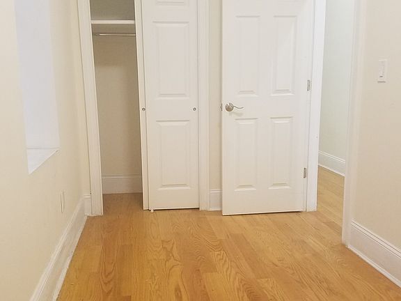 3rd image of 54 Maujer St APT 23