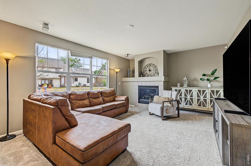 2821 William Neal Pkwy