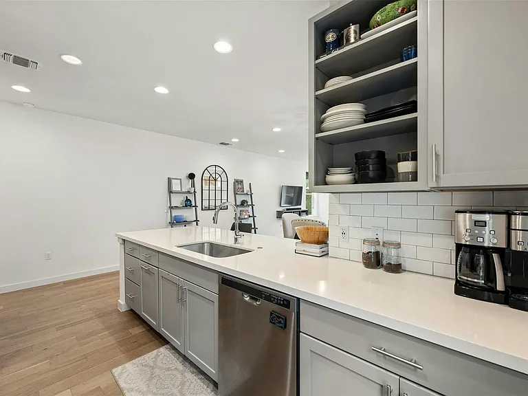 3115 Aldwyche Dr — Photo 11