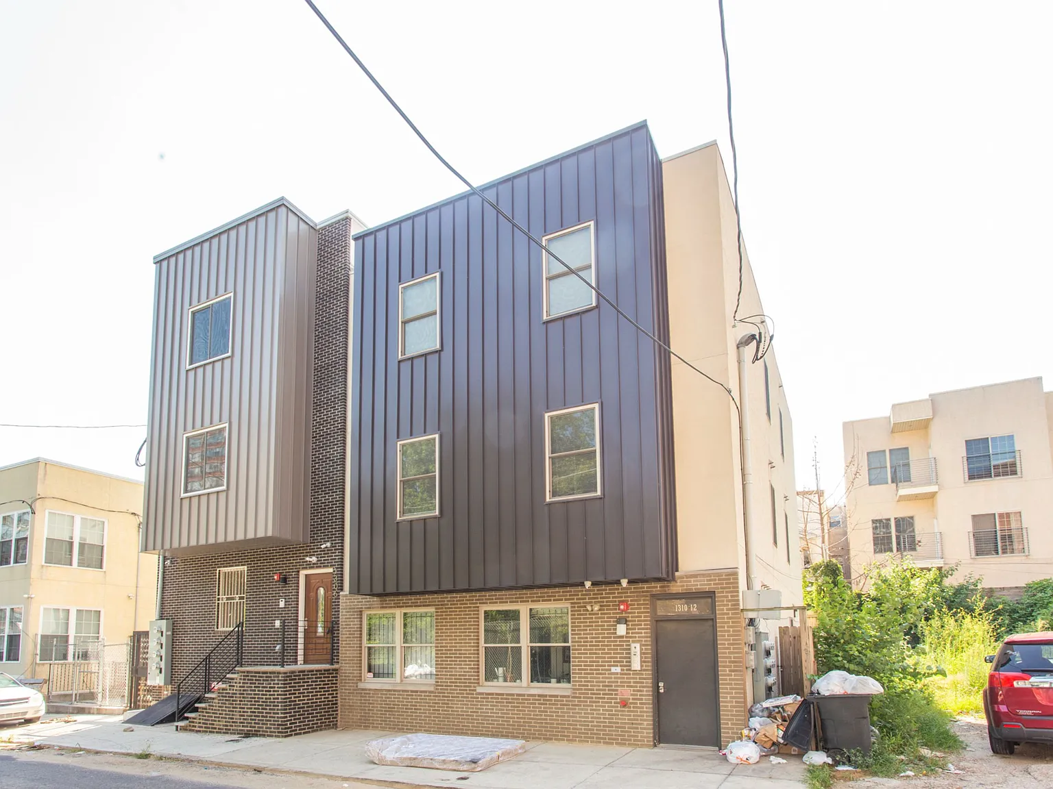 1310 N Carlisle St Unit 2f — Photo 2
