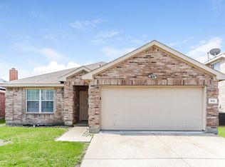 914 Pryor Dr, Arlington, TX 76001
