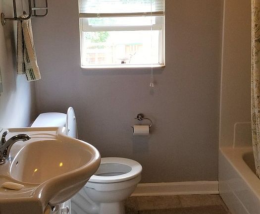 5th image of 11834 S Lawndale Ave #0