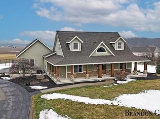 7349 Clearview Dr, Caledonia, MI 49316