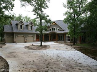 35 Copper Ridge Rd, Southington, CT 06489