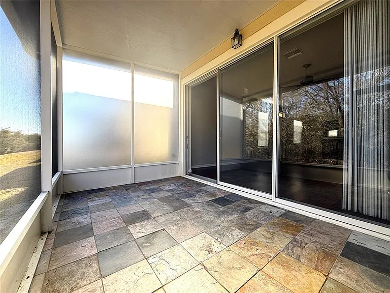 26627 Castleview Way — Photo 11