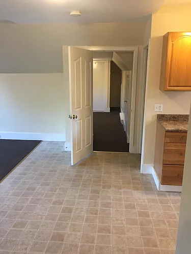 4 Pond St Photo 1
