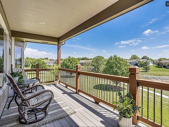 4th image of 15611 E Hazel Nut Cir