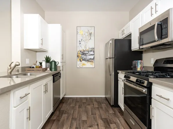 55+ Community - FountainGlen at Valencia