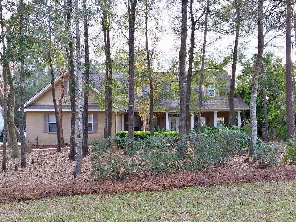 1st image of 124 Winding Waters Way