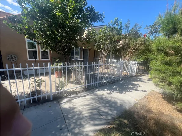 1634 W Parade St, Long Beach, CA 90810